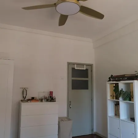 Quartos Nina Dourado Lda Homestay *